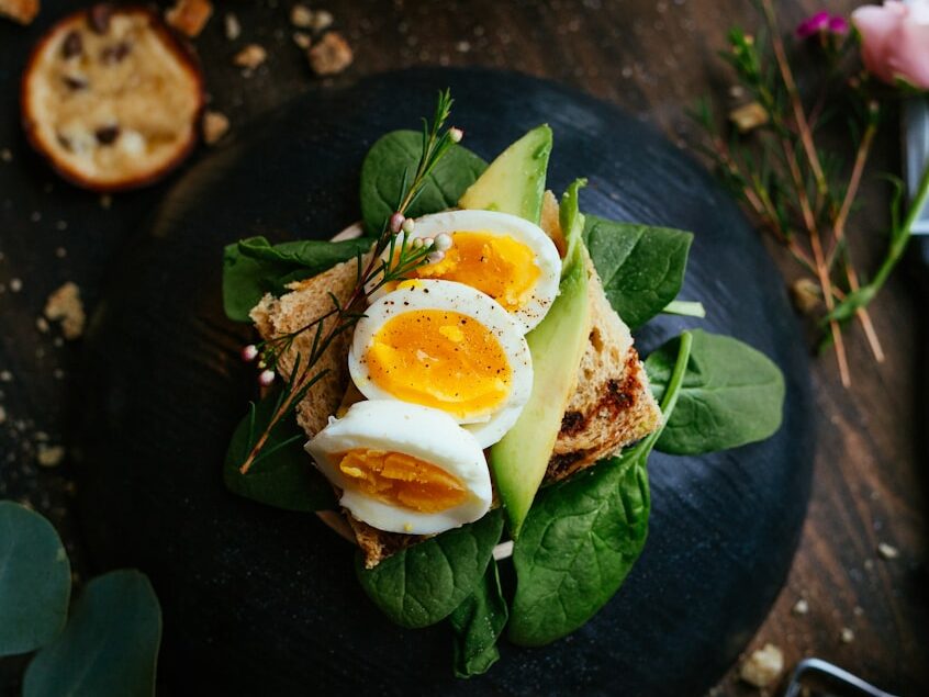sandwich with boiled egg